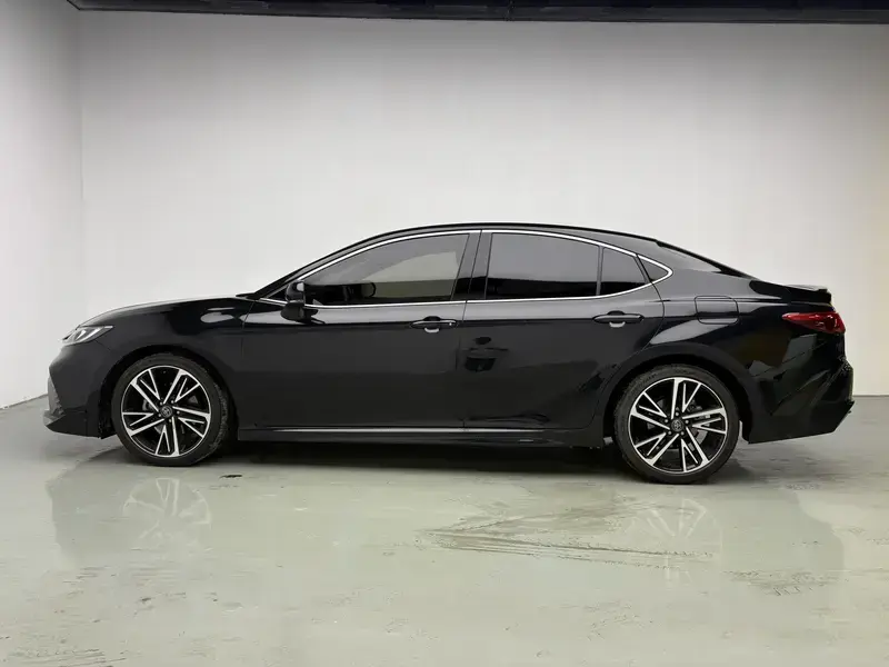 2024 Toyota Camry с пробегом 29 300 км