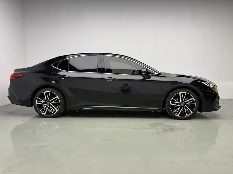 2024 Toyota Camry с пробегом 29 300 км