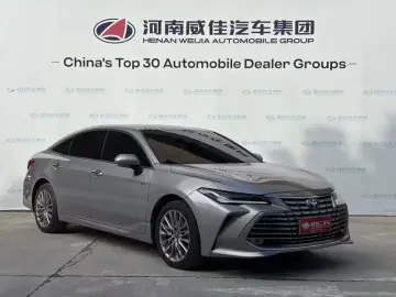 2024 Toyota Avalon с пробегом 12 800 км