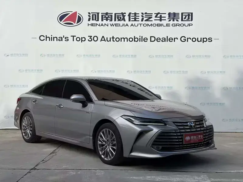 2024 Toyota Avalon с пробегом 12 800 км