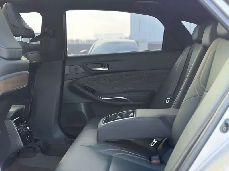 2024 Toyota Avalon с пробегом 12 800 км