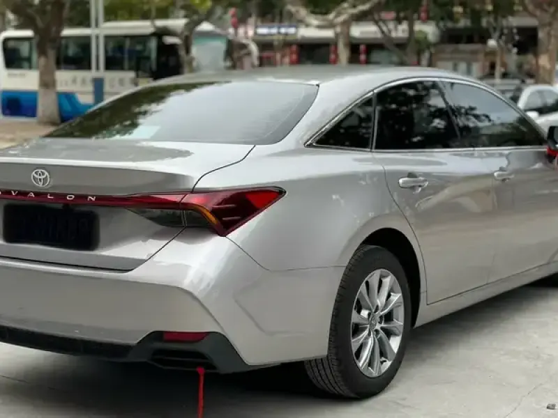 2024 Toyota Avalon с пробегом 17 000 км