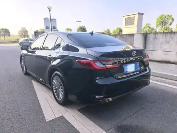 2024 Toyota Camry с пробегом 33 000 км