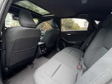 2024 Toyota Avalon с пробегом 17 000 км