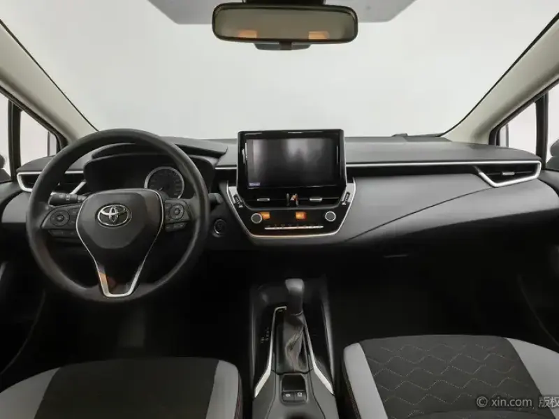 2023 Toyota Corolla с пробегом 12 100 км