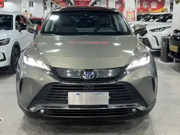 2023 Toyota Harrier с пробегом 28 000 км