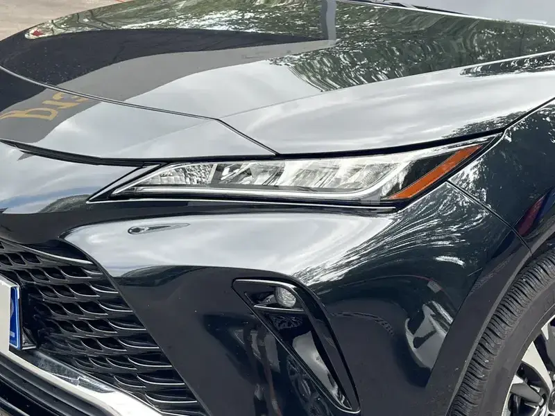 2022 Toyota Venza с пробегом 101 700 км