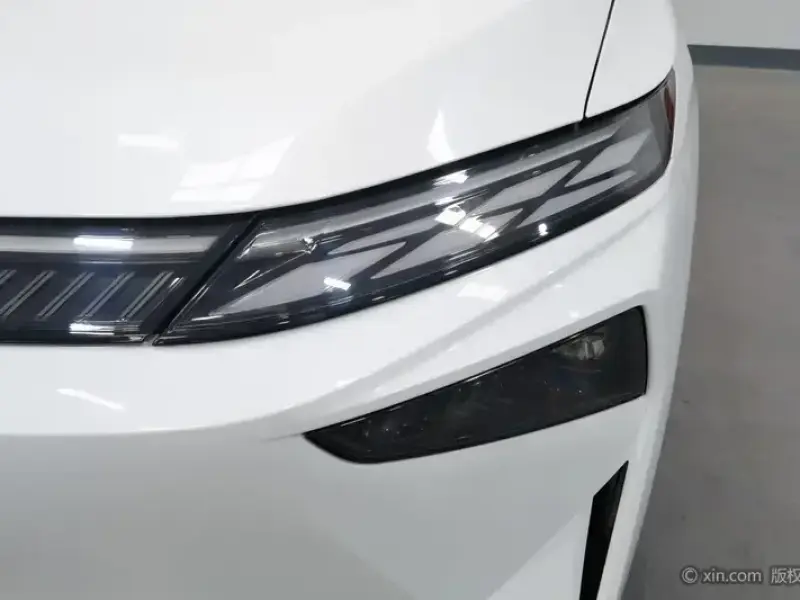 2023 Venucia VX6 с пробегом 39 700 км