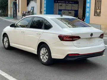 2023 Volkswagen Lavida с пробегом 61 000 км