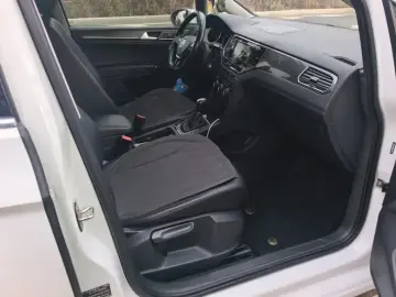 2018 Volkswagen Golf Sportsvan с пробегом 146 000 км