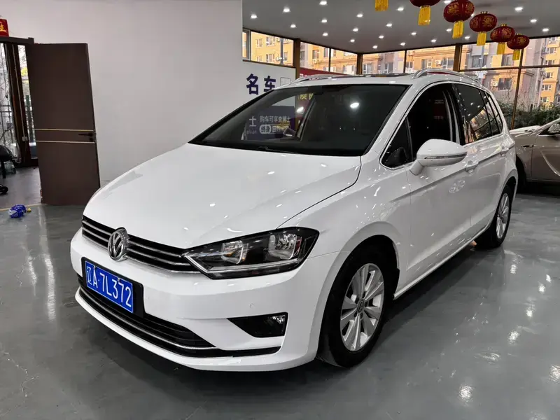 2018 Volkswagen Golf Sportsvan с пробегом 90 000 км
