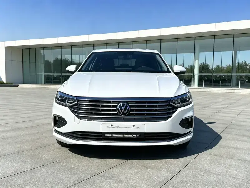 2023 Volkswagen Lavida с пробегом 30 000 км