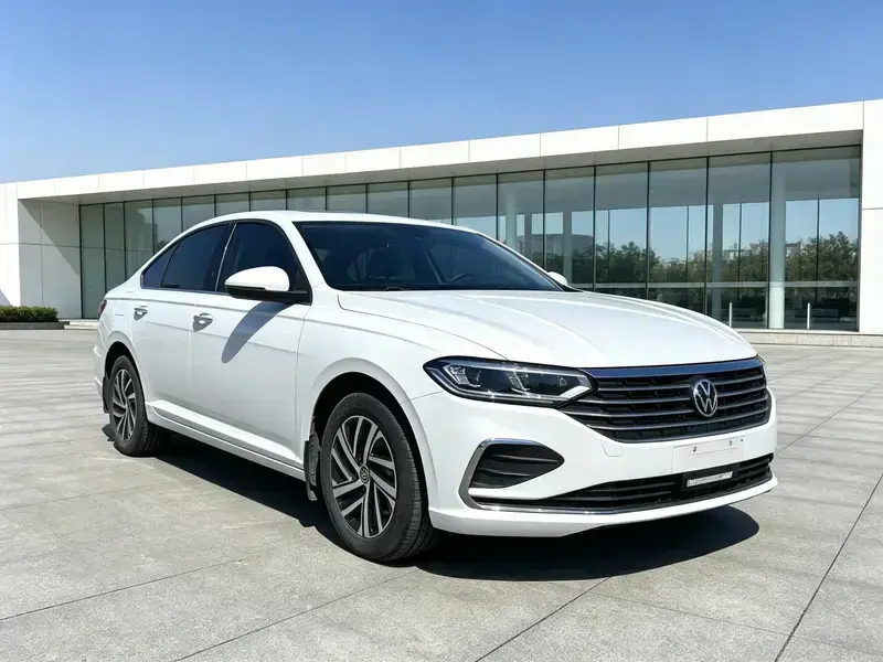 2023 Volkswagen Lavida с пробегом 30 000 км