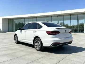 2023 Volkswagen Lavida с пробегом 30 000 км