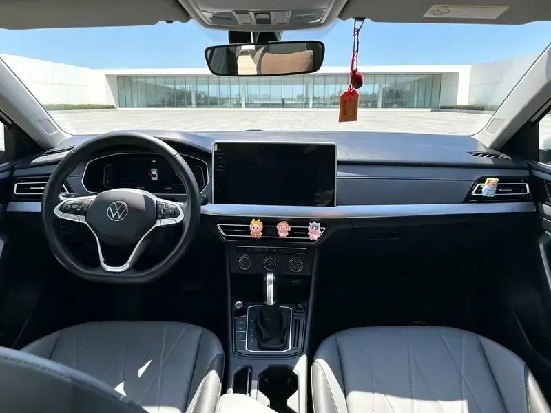 2023 Volkswagen Lavida с пробегом 30 000 км