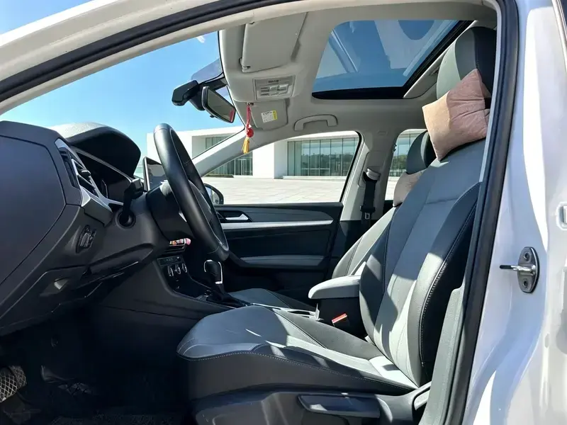 2023 Volkswagen Lavida с пробегом 30 000 км