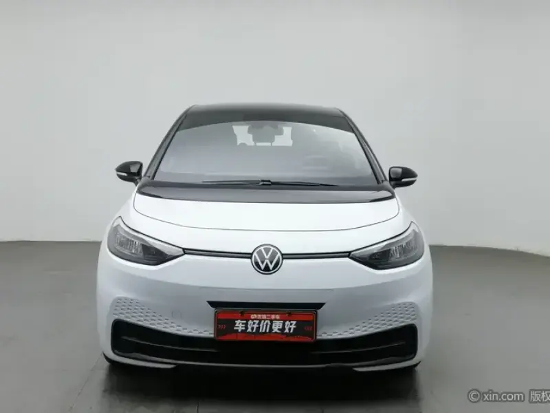 2023 Volkswagen ID.3 с пробегом 74 100 км