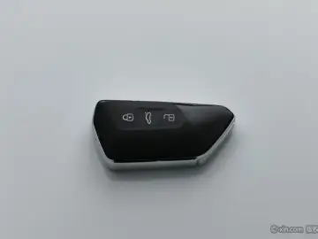 2023 Volkswagen ID.3 с пробегом 74 100 км