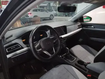 2023 Volkswagen Lavida с пробегом 35 000 км