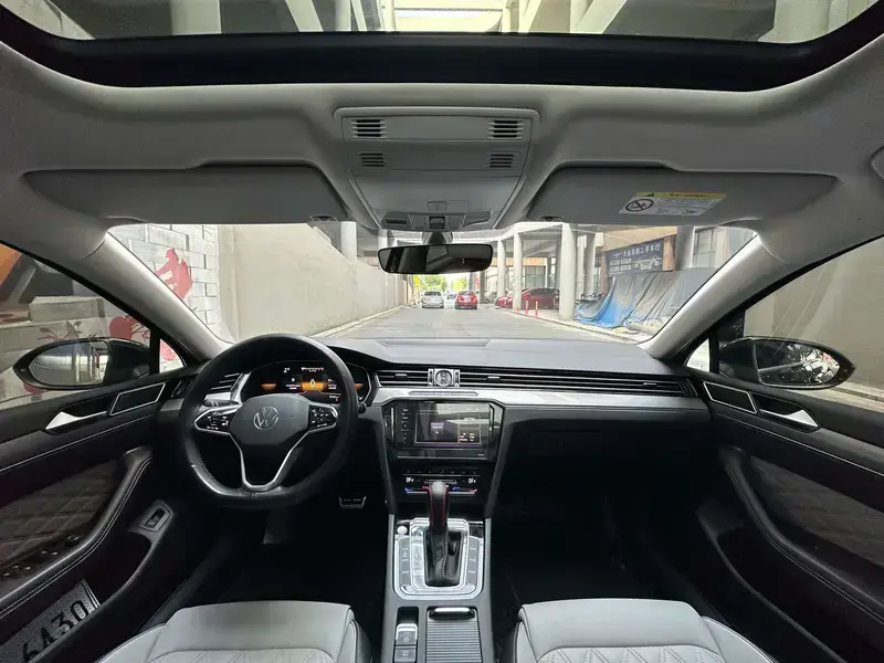 2023 Volkswagen Magotan с пробегом 44 000 км