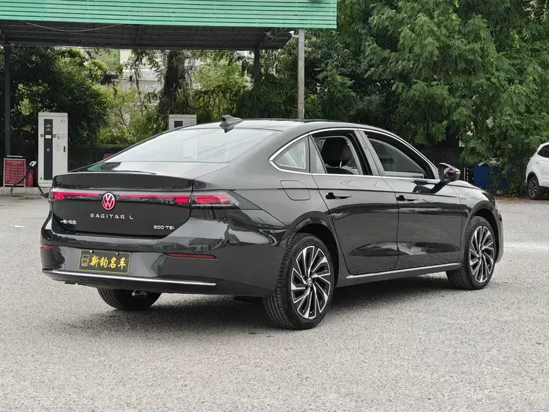 2026 Volkswagen Sagitar с пробегом 12 000 км