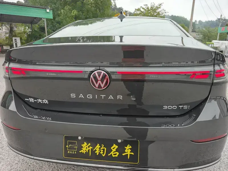 2026 Volkswagen Sagitar с пробегом 12 000 км