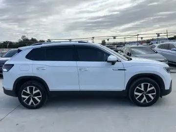 2023 Volkswagen Tayron с пробегом 18 000 км