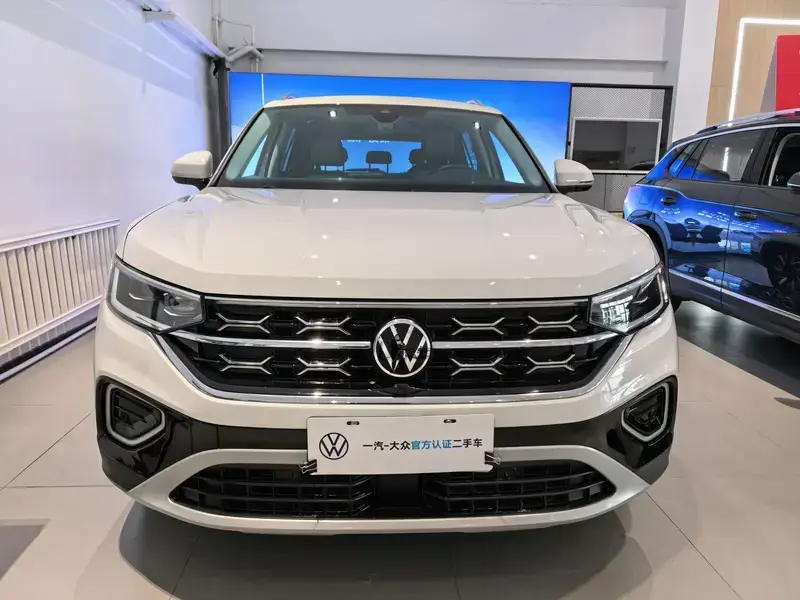2024 Volkswagen Tayron с пробегом 12 700 км