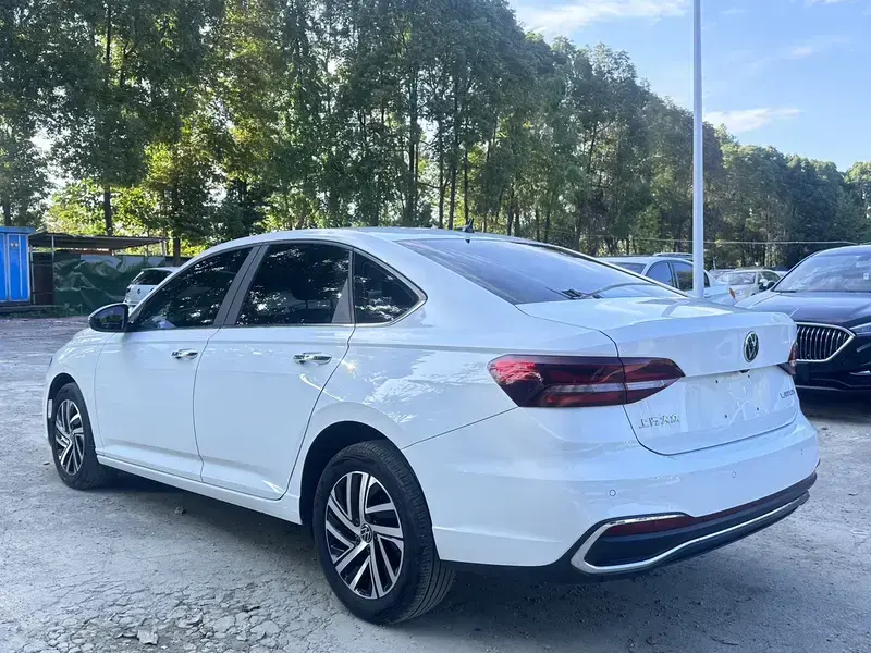 2024 Volkswagen Lavida с пробегом 20 000 км