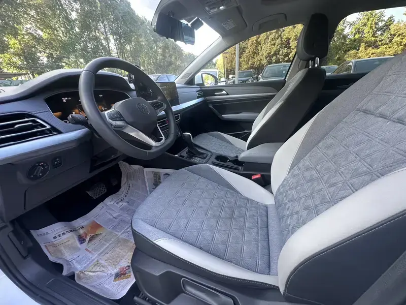 2024 Volkswagen Lavida с пробегом 20 000 км