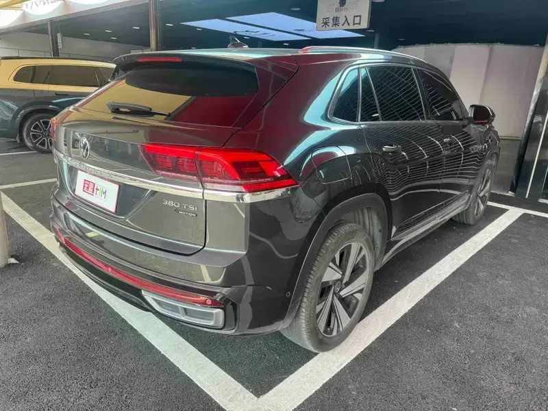 2021 Volkswagen Teramont с пробегом 136 900 км