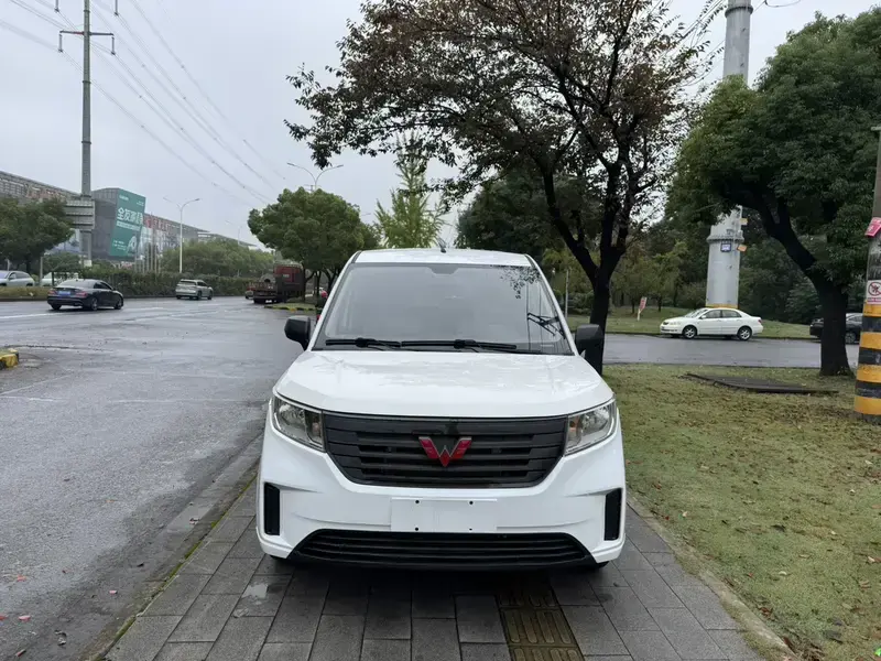 2021 Wuling Hongguang Plus с пробегом 80 000 км