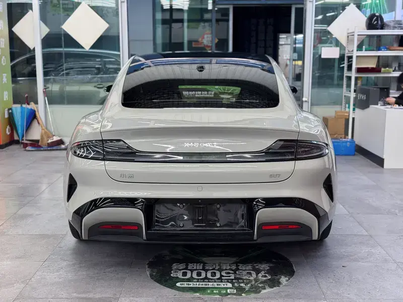 2024 Xiaomi SU7 с пробегом 38 000 км