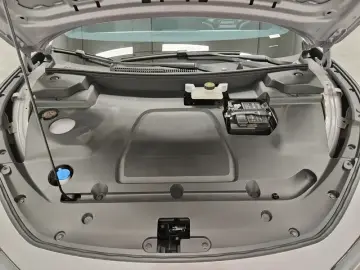 2025 Xpeng Mona M03 с пробегом 10 000 км