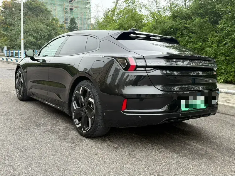 2023 Zeekr 001 с пробегом 92 900 км
