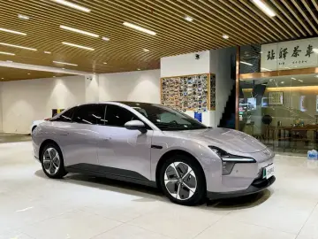 2025 Xpeng Mona M03 с пробегом 12 000 км
