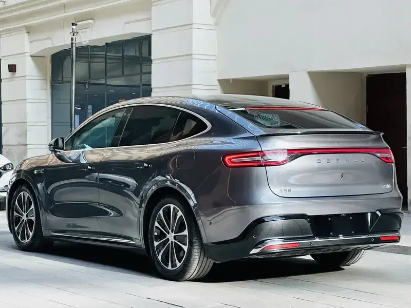 2026 Luxeed R7 с пробегом 2 000 км
