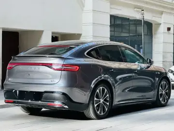 2026 Luxeed R7 с пробегом 2 000 км
