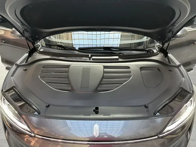 2026 Luxeed R7 с пробегом 2 000 км