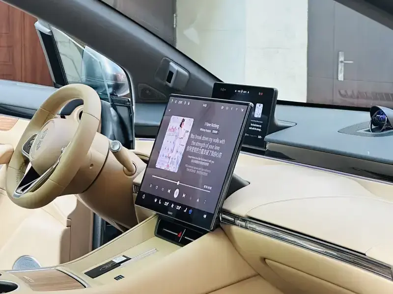 2026 Luxeed R7 с пробегом 2 000 км