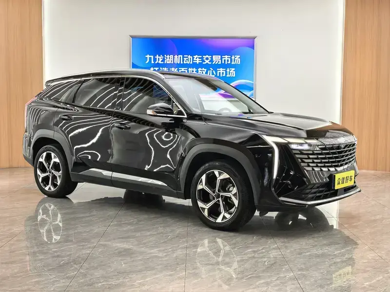2023 Geely Boyue L с пробегом 54 000 км