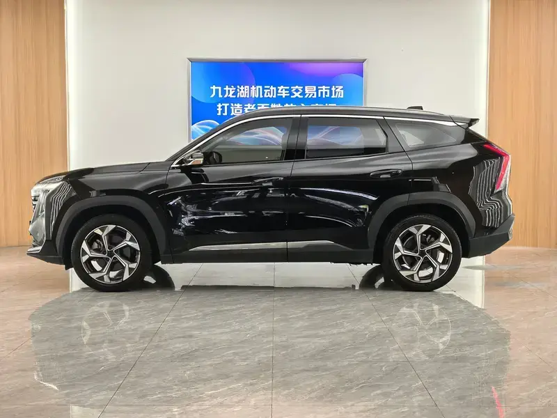 2023 Geely Boyue L с пробегом 54 000 км