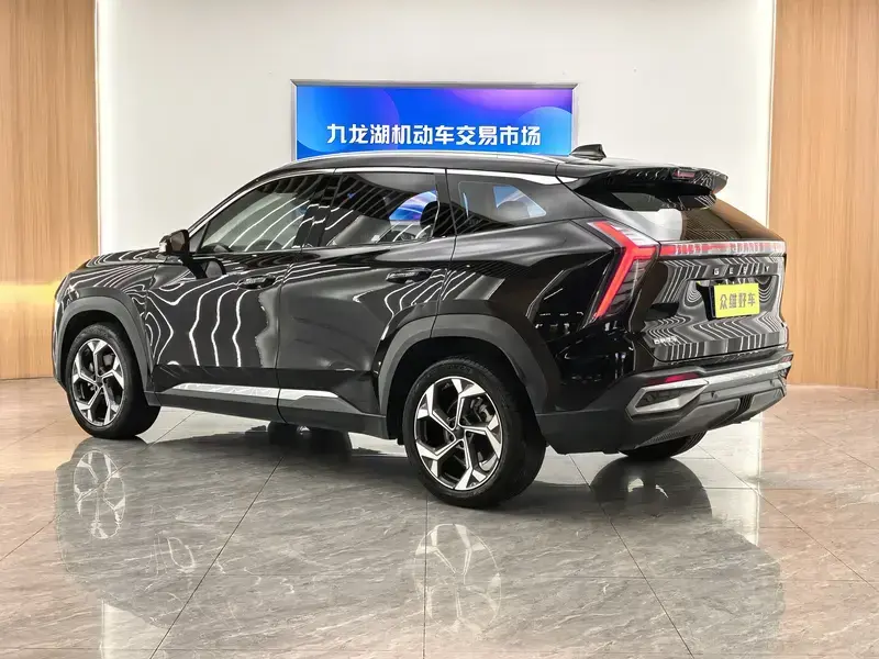 2023 Geely Boyue L с пробегом 54 000 км