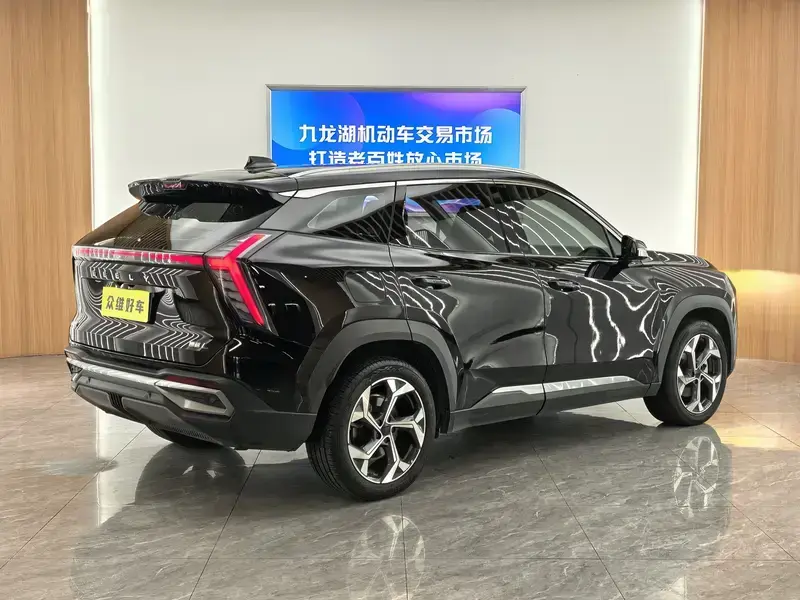 2023 Geely Boyue L с пробегом 54 000 км
