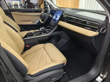 2023 Geely Boyue L с пробегом 54 000 км