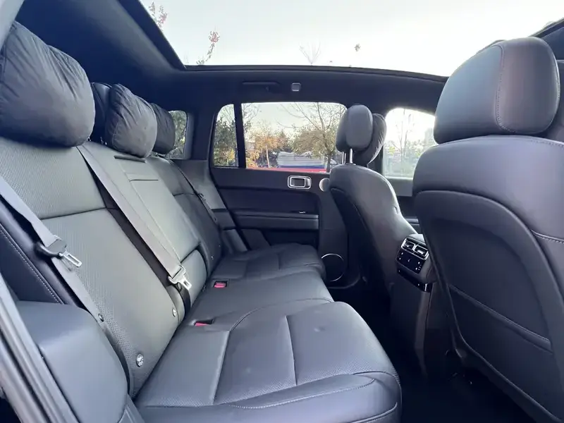 2024 Li Auto (Lixiang) L6 с пробегом 50 000 км
