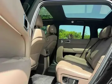 2025 Li Auto (Lixiang) L6 с пробегом 27 000 км