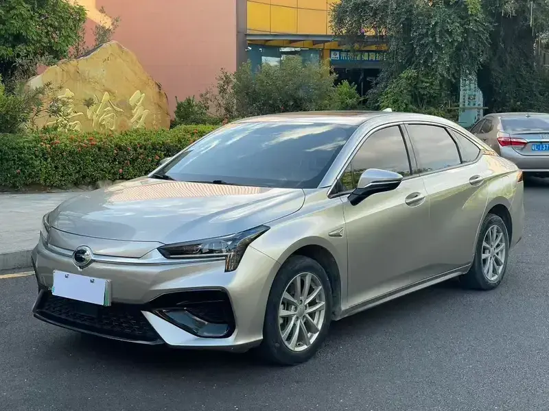 2023 Aion S с пробегом 73 000 км