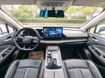 2023 Aion S с пробегом 118 000 км