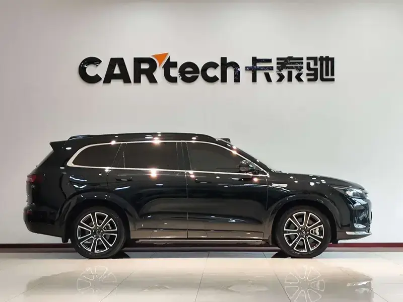 2024 Aito M7 с пробегом 52 000 км